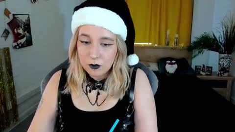 Tolli Moll online show from 20, 12, 2024