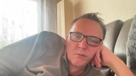 Tom online show from 7, 2, 2025