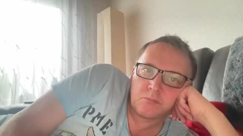 Tom online show from 15, 2, 2025