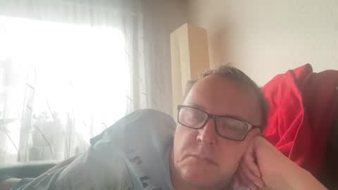 Tom online show from 16, 2, 2025