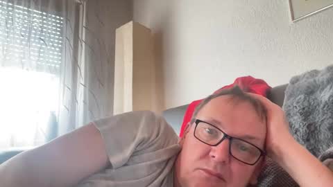 Tom online show from 7, 3, 2025