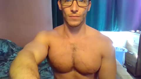 Snapshot of tom90ukx chatting on 23, 9, 2025 tom90ukx online show from 23, 9, 2025