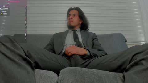 Snapshot of tom_blunt96 chatting on 17, 12, 2024 TOM online show from 17, 12, 2024