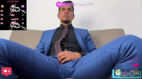 Snapshot of tom_blunt96 chatting on 31, 5, 2026 TOM online show from 31, 5, 2026