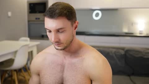 Tom online show from 19, 11, 2025