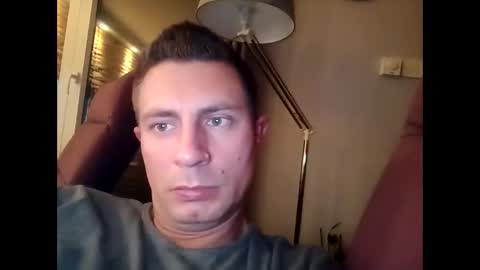 tom_horny84 online show from 2, 12, 2024