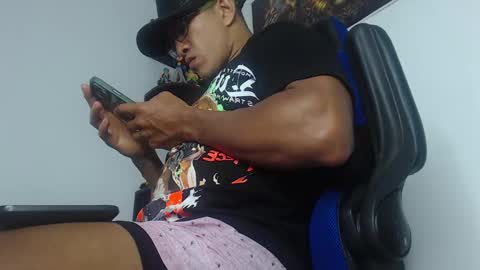 Snapshot of tom_kingfit chatting on 9, 3, 2025 SPORTSFIT29 online show from 9, 3, 2025