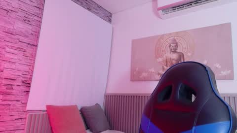 Tom muscle1 online show from 6, 3, 2026