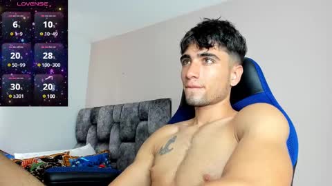 Snapshot of tom_walton chatting on 12, 12, 2024 tom online show from 12, 12, 2024