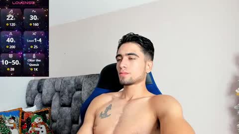 Snapshot of tom_walton chatting on 16, 12, 2024 tom online show from 16, 12, 2024