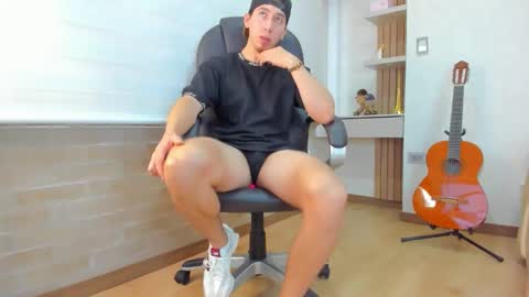 Tom Bardem online show from 24, 11, 2025