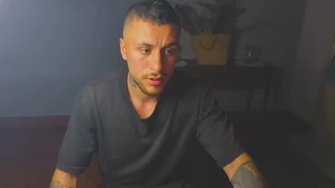 tomDavisXl online show from 5, 4, 2026