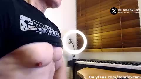 Snapshot of tomfoxcam chatting on 3, 7, 2026 Tom Fox online show from 3, 7, 2026