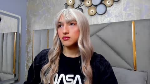   online show from 29, 1, 2025