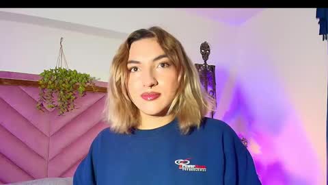   online show from 8, 10, 2025