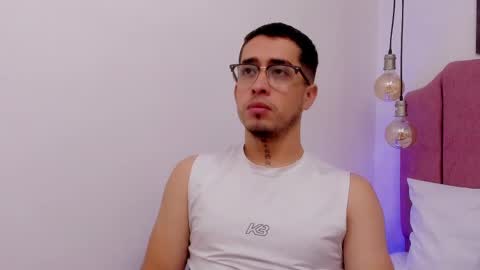 Snapshot of tommas_johnson chatting on 17, 5, 2026 Tomas online show from 17, 5, 2026
