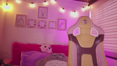 Blue  online show from 8, 4, 2026