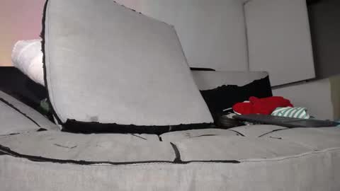   Thomas    online show from 20, 2, 2025