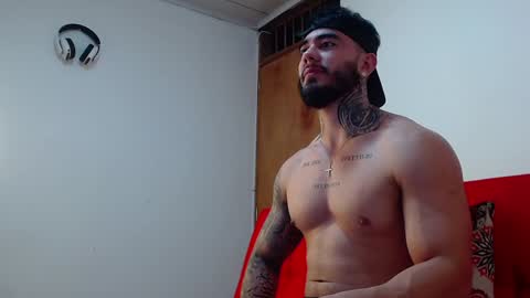 Snapshot of tommyblessd1 chatting on 1, 2, 2025 Steven online show from 1, 2, 2025