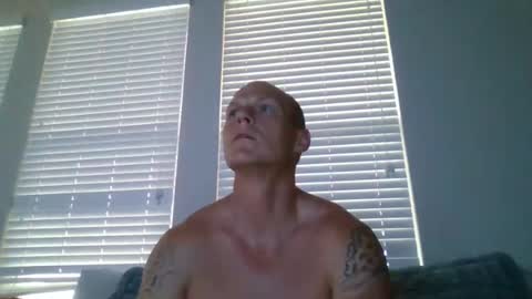tommygunsfit online show from 3, 8, 2026