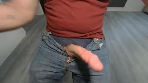 Snapshot of tommytitman chatting on 8, 5, 2026 tommytitman online show from 8, 5, 2026