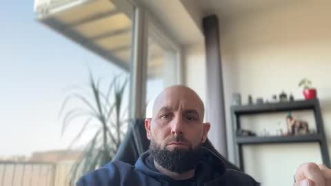 Thomas Fit online show from 6, 3, 2026