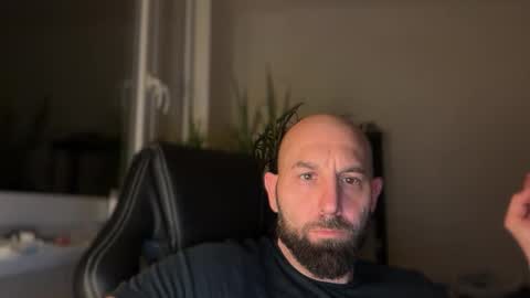 Snapshot of tommyx01 chatting on 11, 5, 2026 Thomas Fit online show from 11, 5, 2026