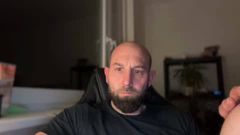 Snapshot of tommyx01 chatting on 14, 5, 2026 Thomas Fit online show from 14, 5, 2026