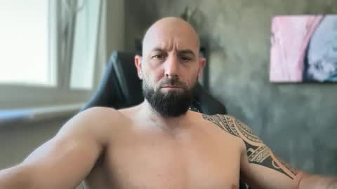 Snapshot of tommyx01 chatting on 4, 6, 2026 Thomas Fit online show from 4, 6, 2026