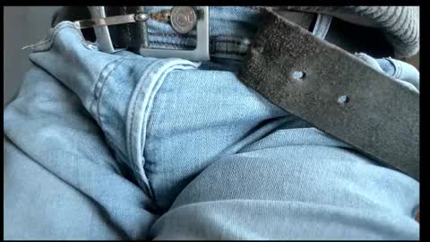 Tom online show from 23, 10, 2025