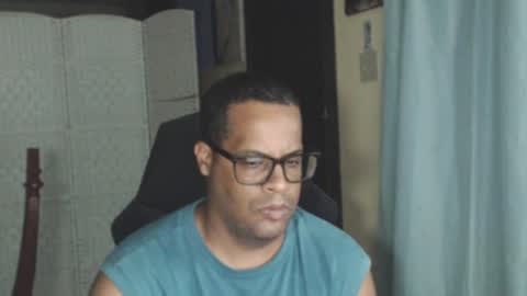 Snapshot of toni2814 chatting on 1, 7, 2026 Antonio online show from 1, 7, 2026