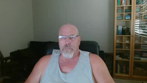 Snapshot of tony091699 chatting on 2, 6, 2026 tony091699 online show from 2, 6, 2026