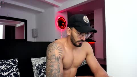 tony muscle1 online show from 23, 12, 2024