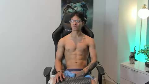 tony_petrov online show from 6, 11, 2025