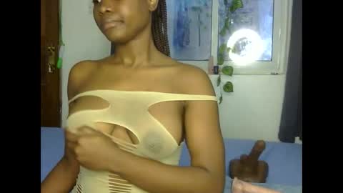 Snapshot of tonya_tash7 chatting on 26, 9, 2025 tonya tash7 online show from 26, 9, 2025