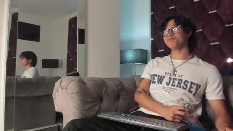 Snapshot of tonybenedetti chatting on 4, 2, 2026 Tony Benedetti online show from 4, 2, 2026