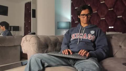 Snapshot of tonybenedetti chatting on 5, 2, 2026 Tony Benedetti online show from 5, 2, 2026