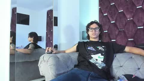 Snapshot of tonybenedetti chatting on 25, 2, 2026 Tony Benedetti online show from 25, 2, 2026