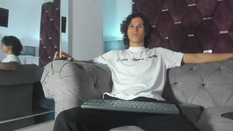 Snapshot of tonybenedetti chatting on 3, 5, 2026 Tony Benedetti online show from 3, 5, 2026