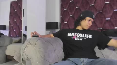 Snapshot of tonybenedetti chatting on 1, 6, 2026 Tony Benedetti online show from 1, 6, 2026