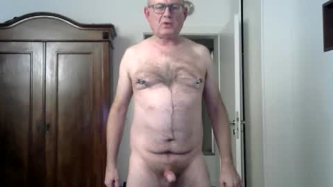 Snapshot of tooohard chatting on 17, 12, 2024 Alex online show from 17, 12, 2024