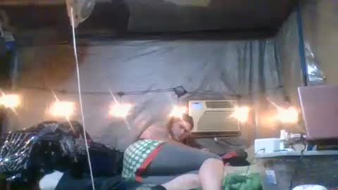 tootall1991420 online show from 13, 10, 2025