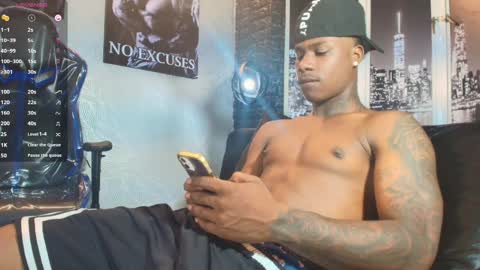 Snapshot of toower_ chatting on 9, 5, 2026 T O W E R online show from 9, 5, 2026