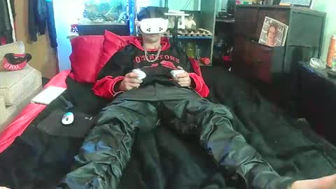 Snapshot of topdogintraining93 chatting on 2, 5, 2026 SagMeOreduceMe online show from 2, 5, 2026