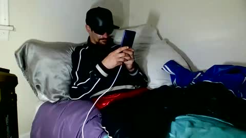 Snapshot of topdogintraining93 chatting on 28, 5, 2026 SagMeOreduceMe online show from 28, 5, 2026