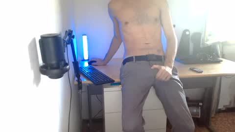 Snapshot of topg84 chatting on 6, 8, 2026 Topg84 online show from 6, 8, 2026