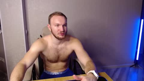 Snapshot of toress1 chatting on 4, 3, 2025 Glebaty online show from 4, 3, 2025