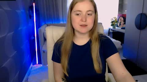 Snapshot of tori_blond chatting on 25, 4, 2026 tori_blond online show from 25, 4, 2026