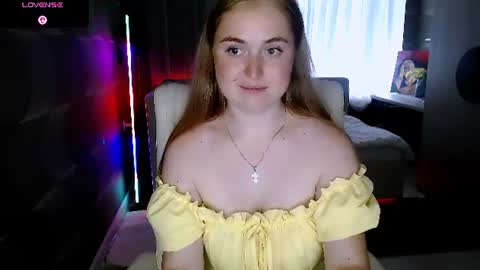 Snapshot of tori_blond chatting on 26, 6, 2026 tori_blond online show from 26, 6, 2026