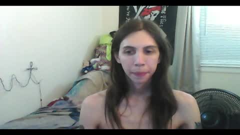 Snapshot of totalfuckingadorable chatting on 5, 7, 2026 Luna online show from 5, 7, 2026